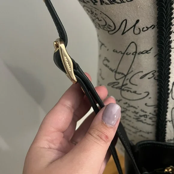 ✨ NWOT - Coach Hadley Convertible Crossbody Bag ✨ - Picture 11 of 11